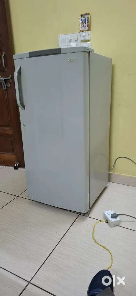 185 ltr LG refrigerator in very good condition