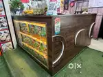 Shop counter table