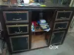Shop counter