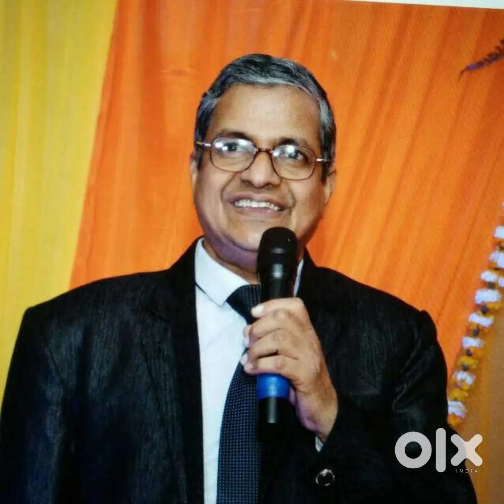 HR Head required to handle 100 employees