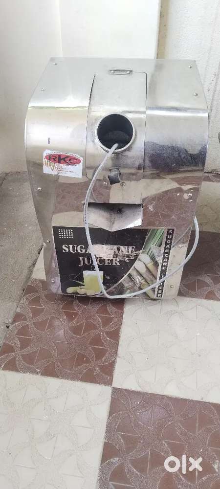 Automatic sugarcane juice machine