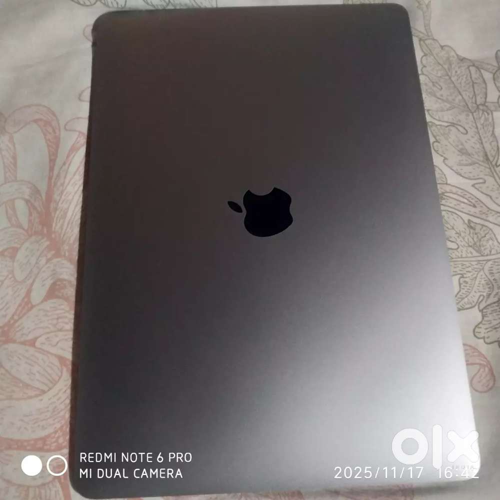 MacBook Air m1 16 GB 256 SSD