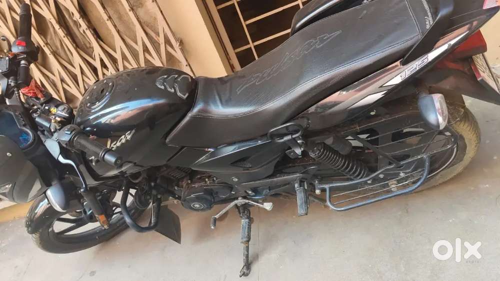 Bajaj Pulsar 125 Very less used bike