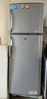 Refrigerator 290