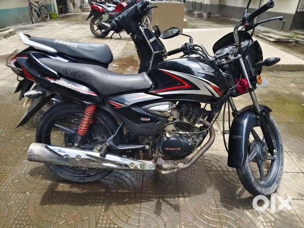 Honda shine BS4 2019 model in good condition single hand used