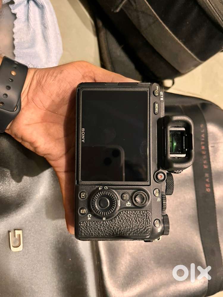 SONY A7M3 BODY ONLY Good Condition NO BILL ONLY BOX AVAILABLE