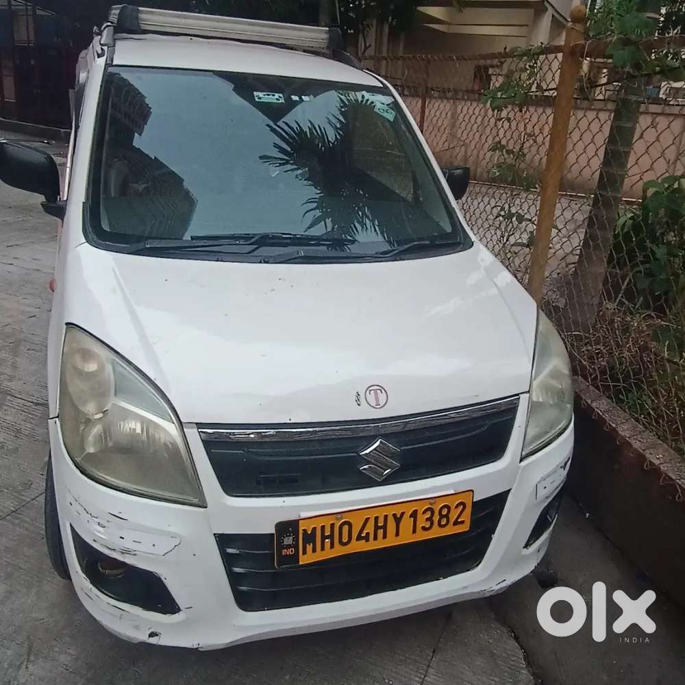Maruti Suzuki Wagon R 2017 CNG in good condition a small dent on back