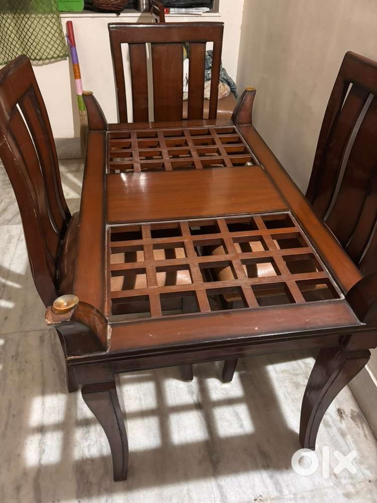 Dinning Table