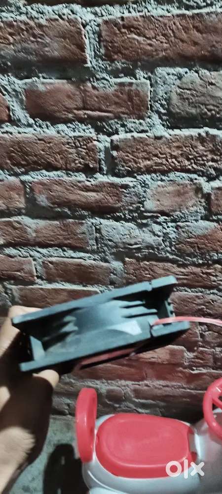 Gadi mein lagane wala pankha