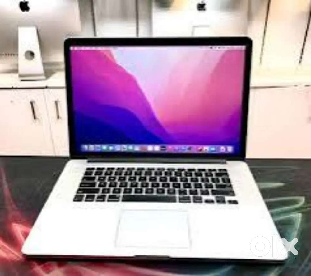 Apple Macbook Pro i7
