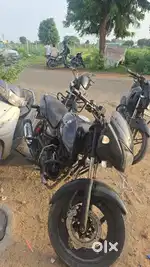 Pulsar 150 Black