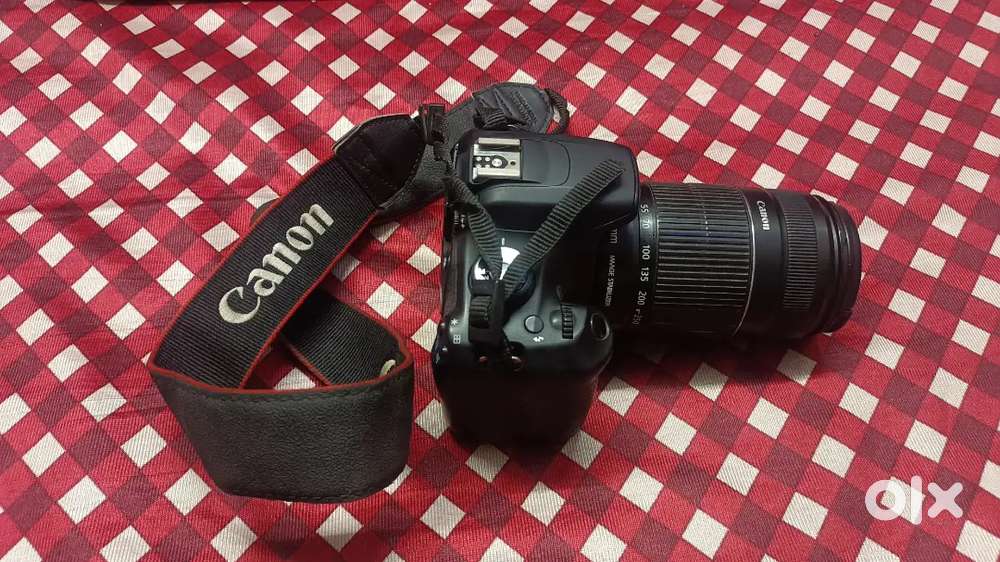 Canon d1200 dslr