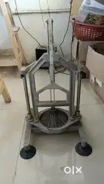 Blooming onion maker