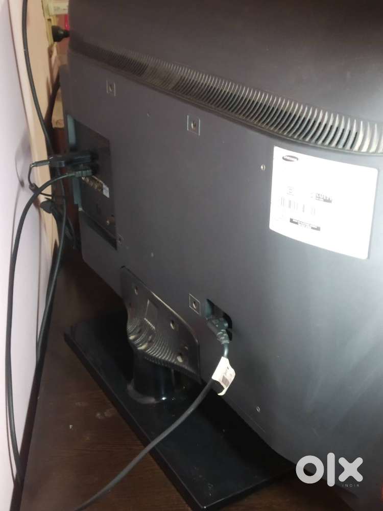 Samsung 32 LED SMART TV