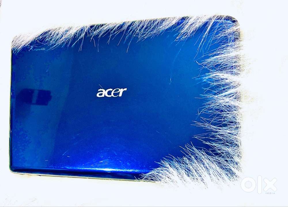 ACER LAPTOP  ASPIRE  3GB RAM  320GBHDD  METALLIC BLUE RUNS CD/DVD