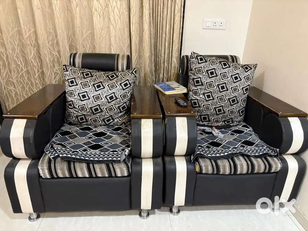 Sofa Set 3+2 Seater – Comfortable & Stylish