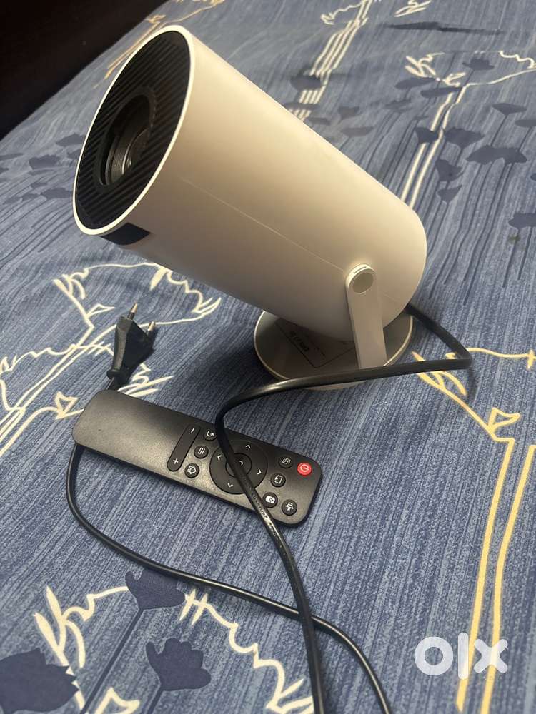 HY300 Projector