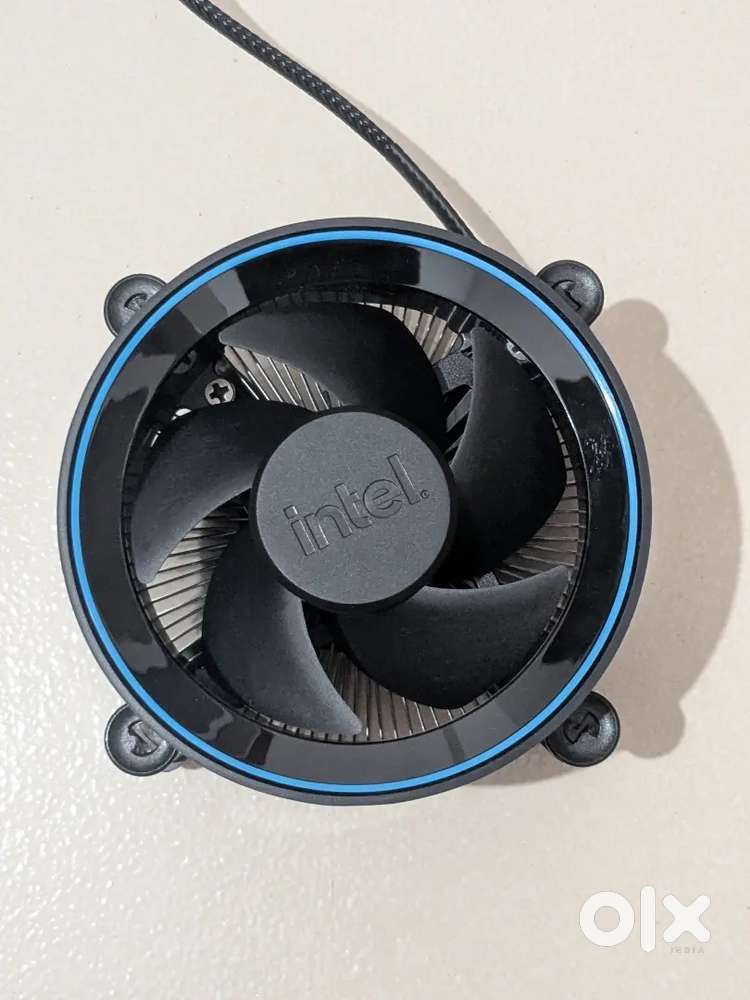 Intel stock CPU cooler LGA 1851