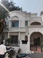 Aiswarya Residency  GE Road, VIP Chowk, 4 Bhk Villa bechna hai
