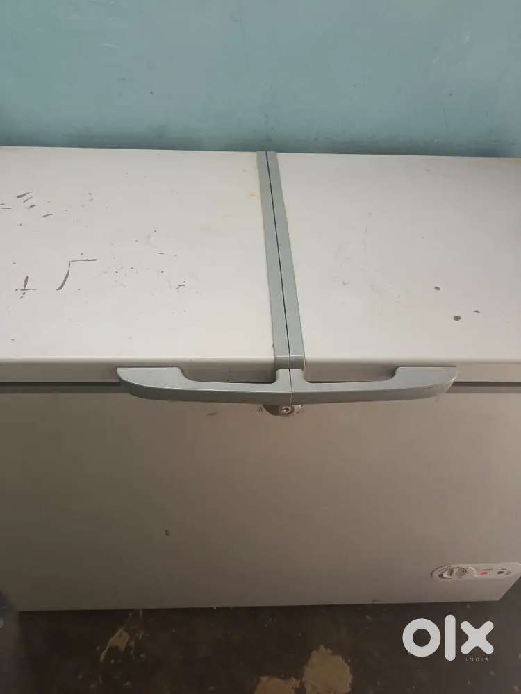 Deep freezer