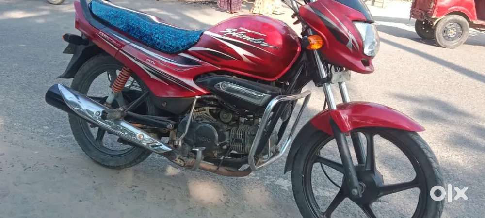 Super splendor fully showroom condition