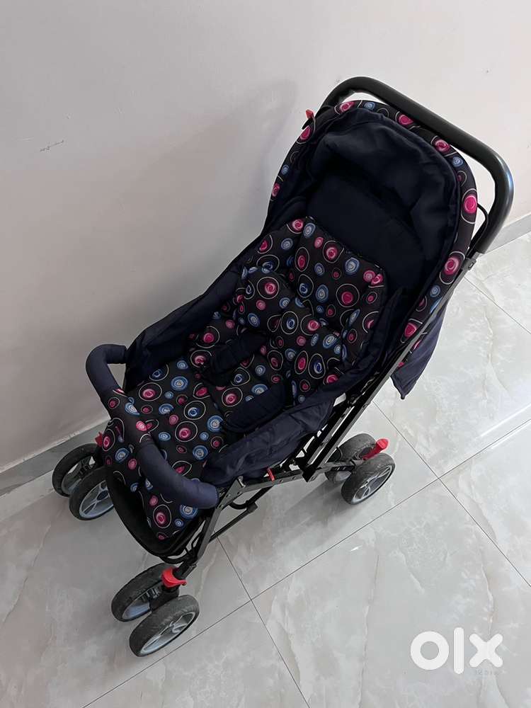3 month used Comfy ride stroller with reversible handle