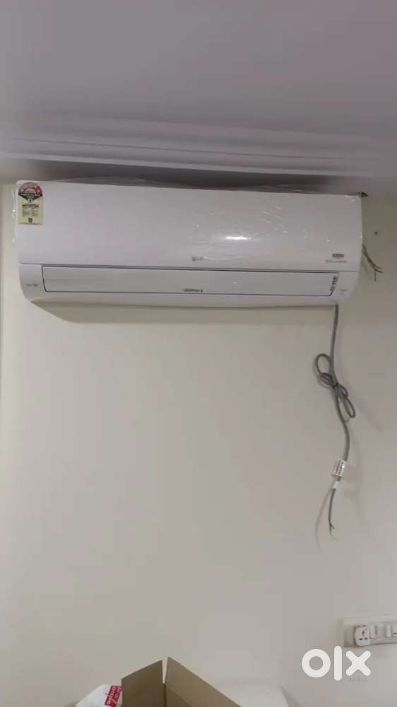 LG AC 1.5 ton near condition less use