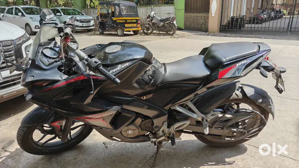 Black Red Bajaj Pulsar RS 200 with ABS First Hand Use