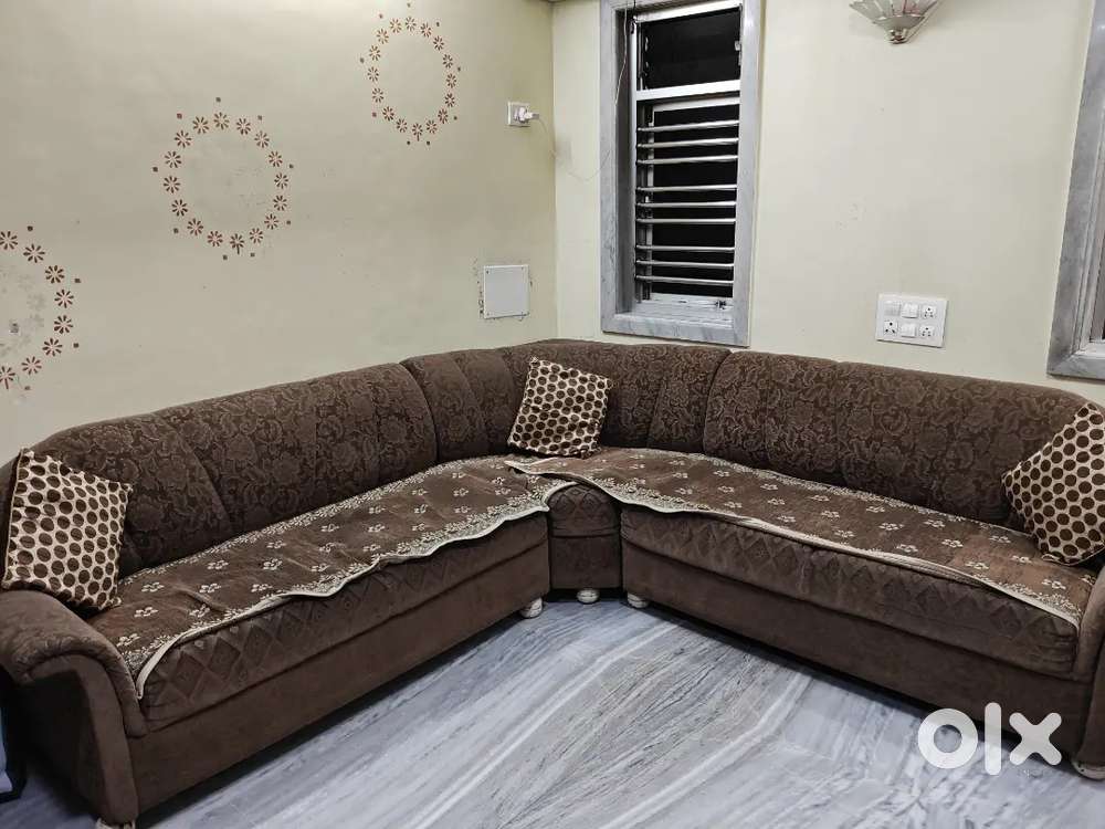 L-SHAPED SOFA SET
