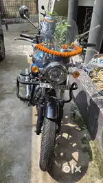 Royal enfield Meteor 350 supernova blue