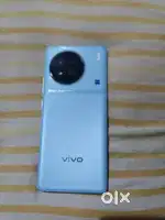 Condition tip top  Vivo x90  ues 2vars