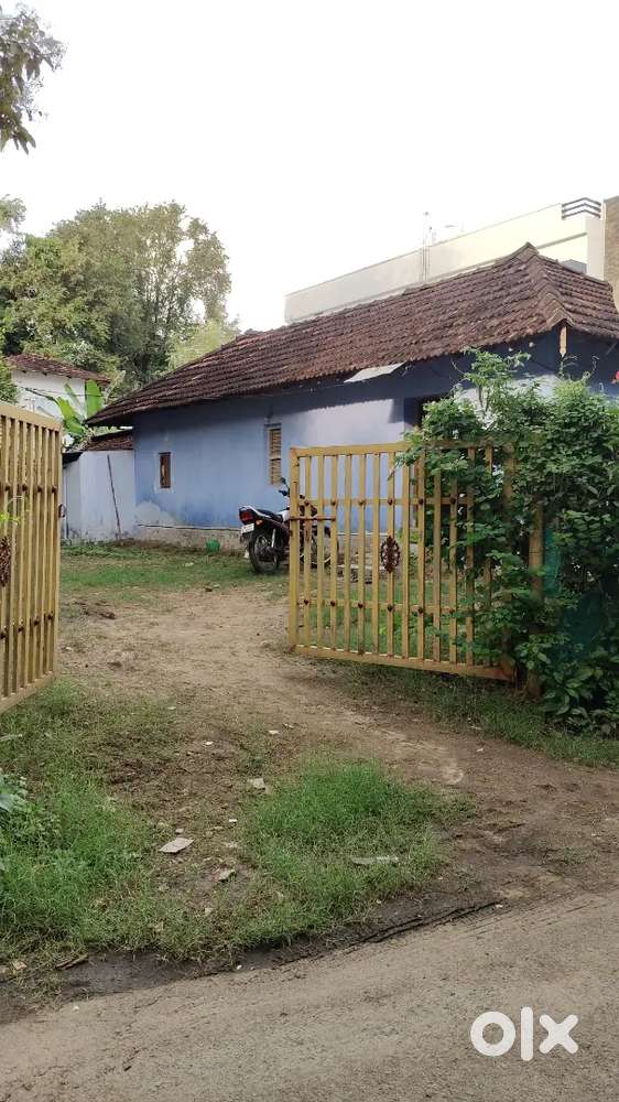 11 cent House for sale