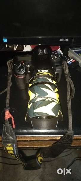 Nikon d7500 2bettery 1charjar 1bag