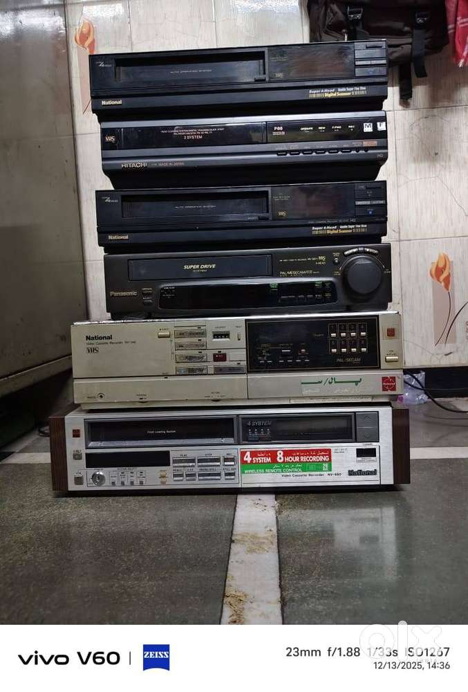 VCRs of different brands