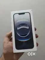 iPhone 16e