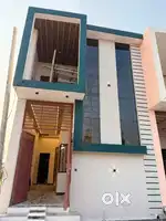 East Facing सुंदर घर 20 foot road की कालोनी में उपलब्ध
