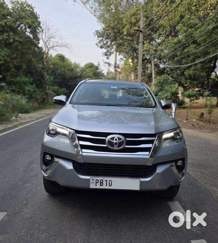 Toyota Fortuner 4X2 AT 2.8 Diesel, 2017, Diesel
