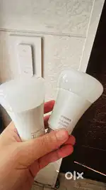 Philips Hue Bridge with 4 Hue E27 Bulbs & 4 Meters Hue Light-strip