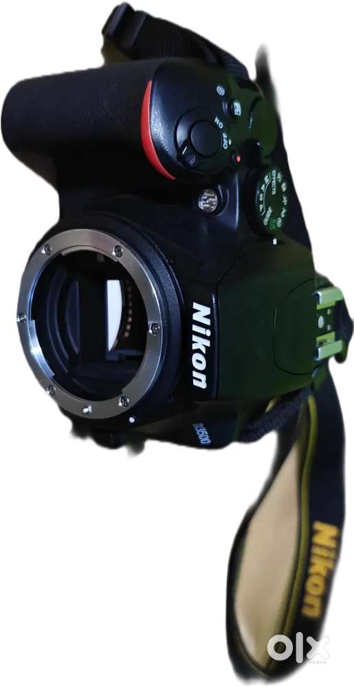 Nikon D3500 Dual Lens Kit – Excellent Condition