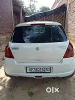 Maruti Suzuki Swift 2011 Diesel 176000 Km Driven