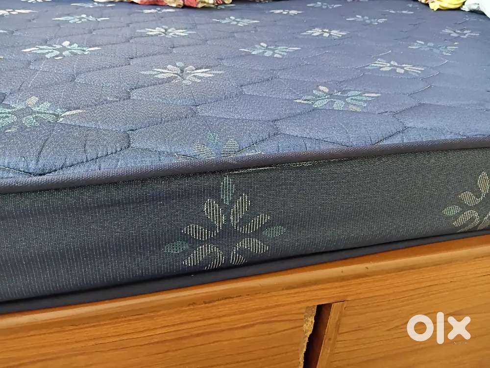 Just 1 year old 2 double bed mattress (King and queen size)