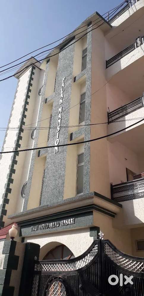 Need 1 flat mate only for muslim bechlore