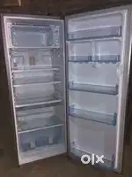 Sumsung fridge and many more appliances.
