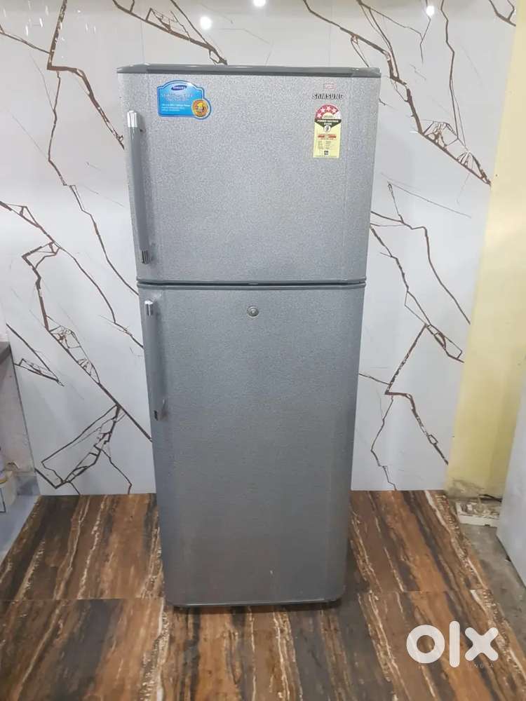 Samsung 300 ltrs double door refrigerator