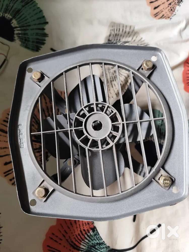 Bajaj exhaust fan 150mm in new condition