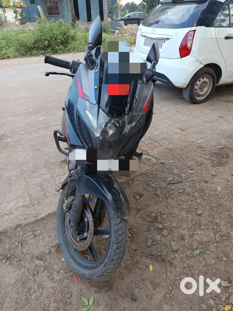 Good condition pulsar 220