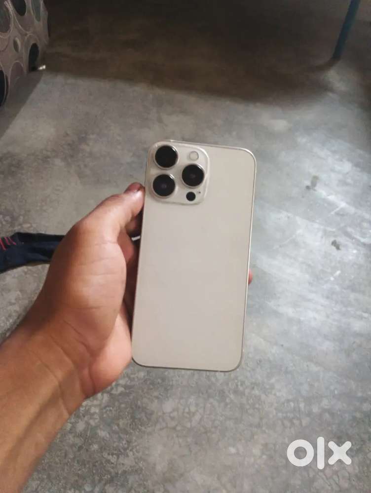 Iphone xs.      Convert 13 pro.