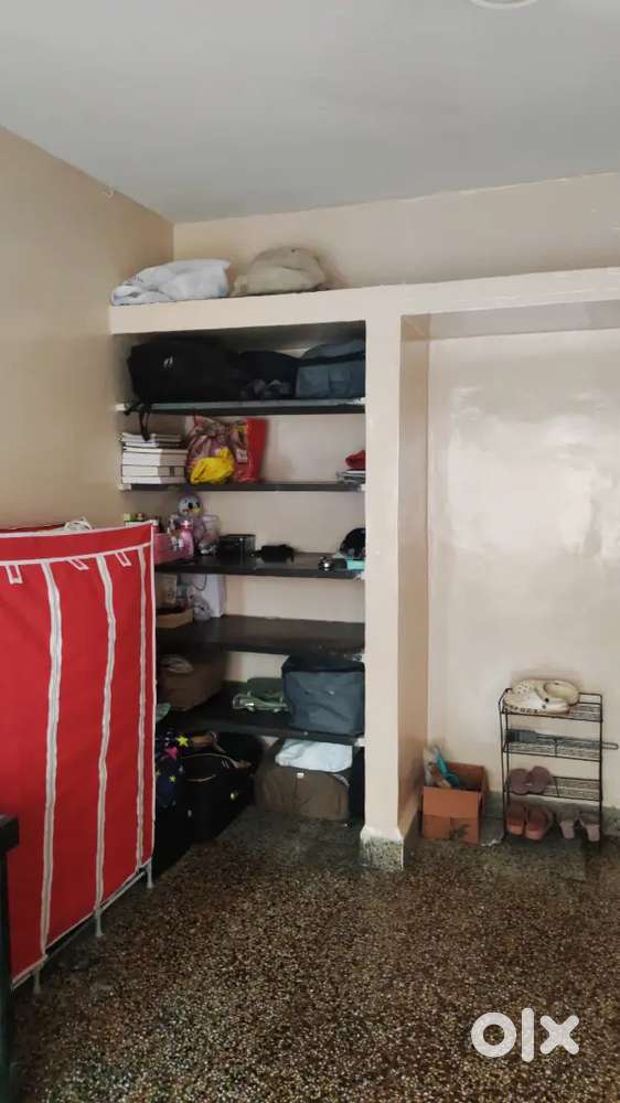 1 female flatmate needed... Working girl preferred already 1 staying.