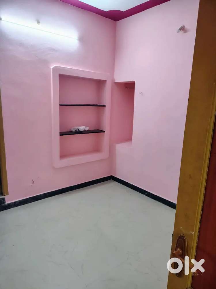 2 BHK house for rent in voc nagar