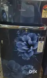 HEVY WORKING REFRIGERATOR AVAILABLE